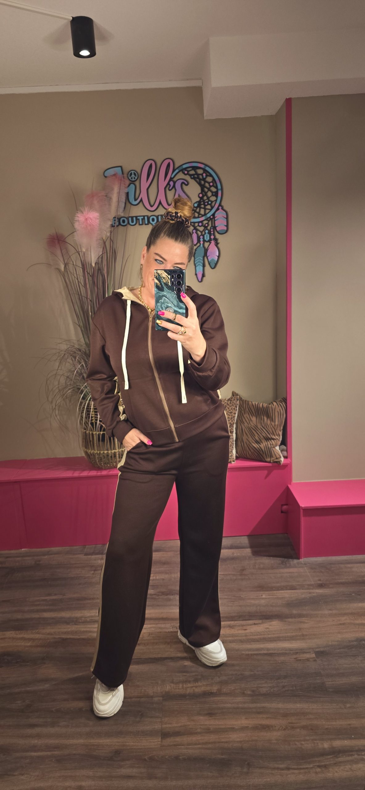 Jogging set bruin IZ NAIZ