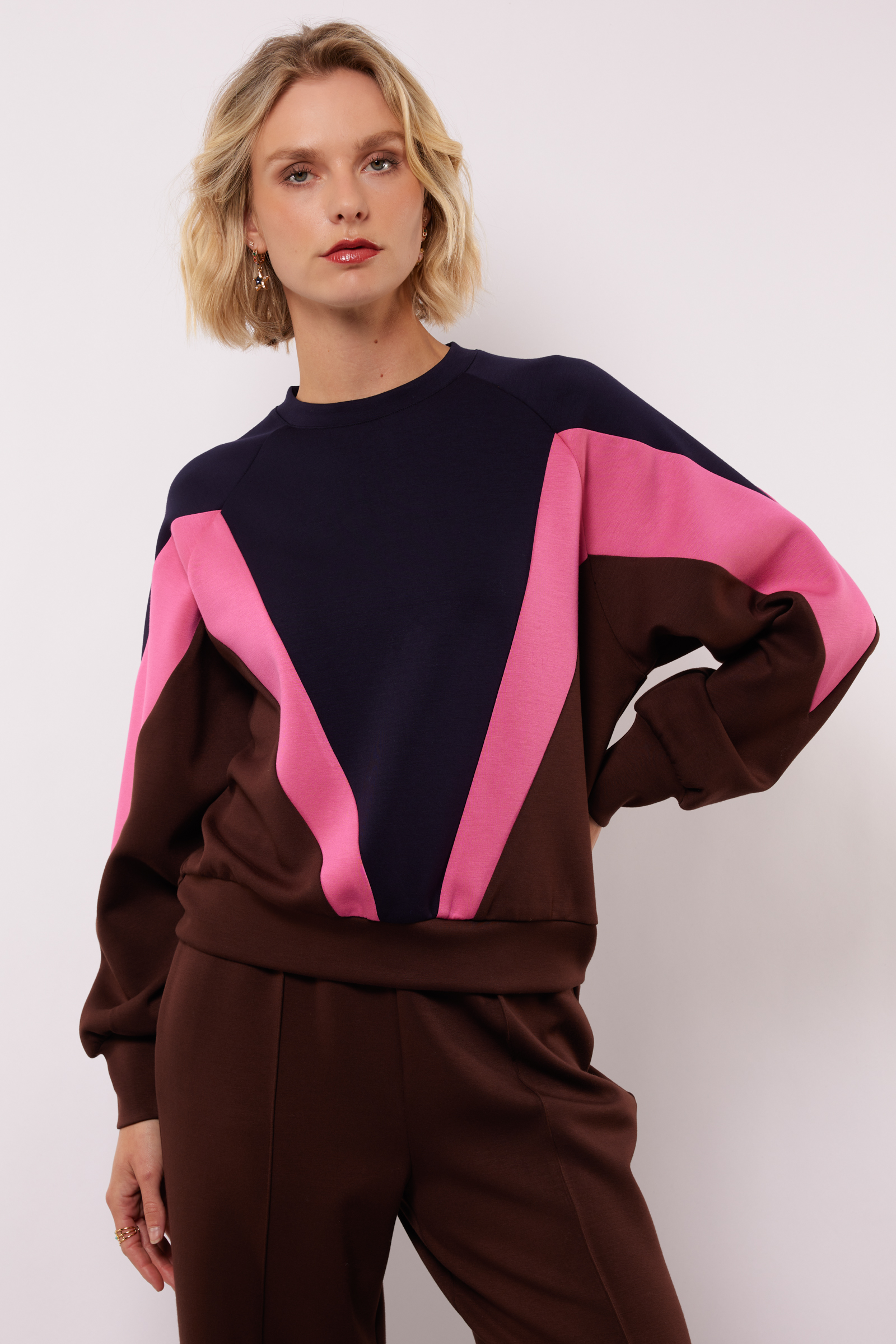 sweater raya midnight blu/ rum raisan