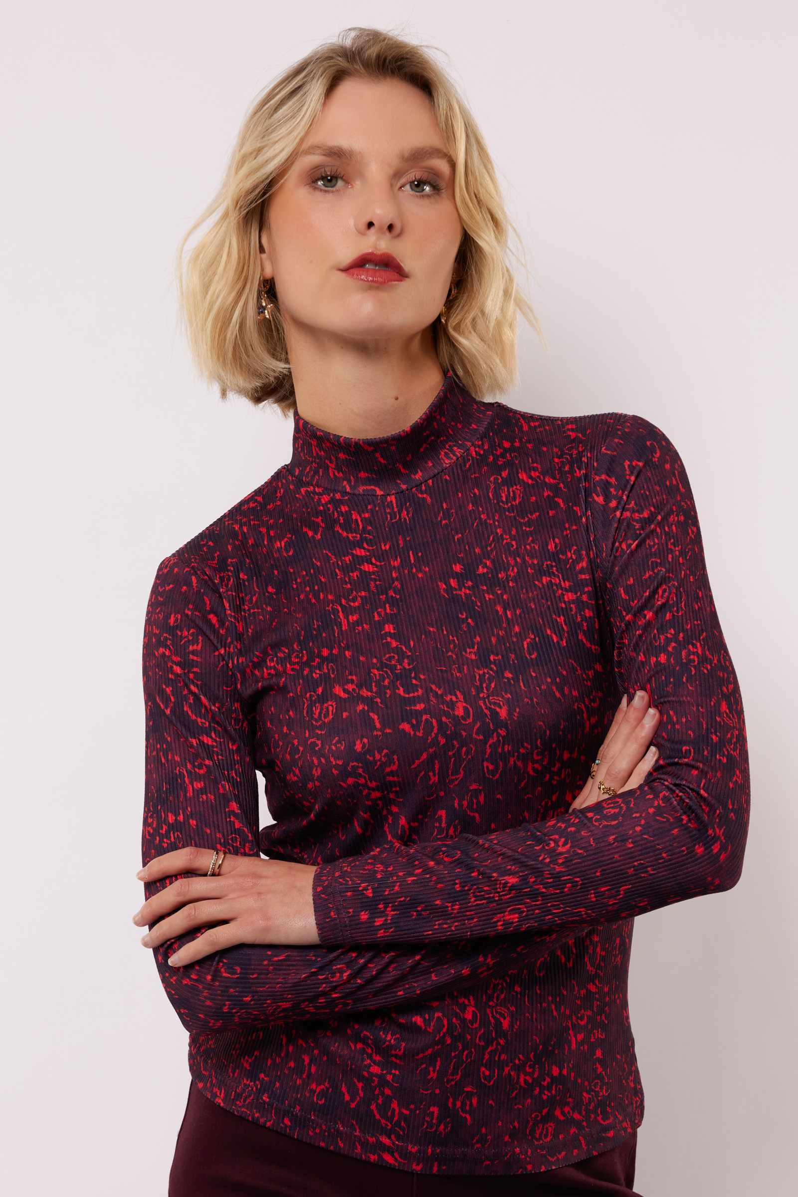 top tyra wine red fluresk