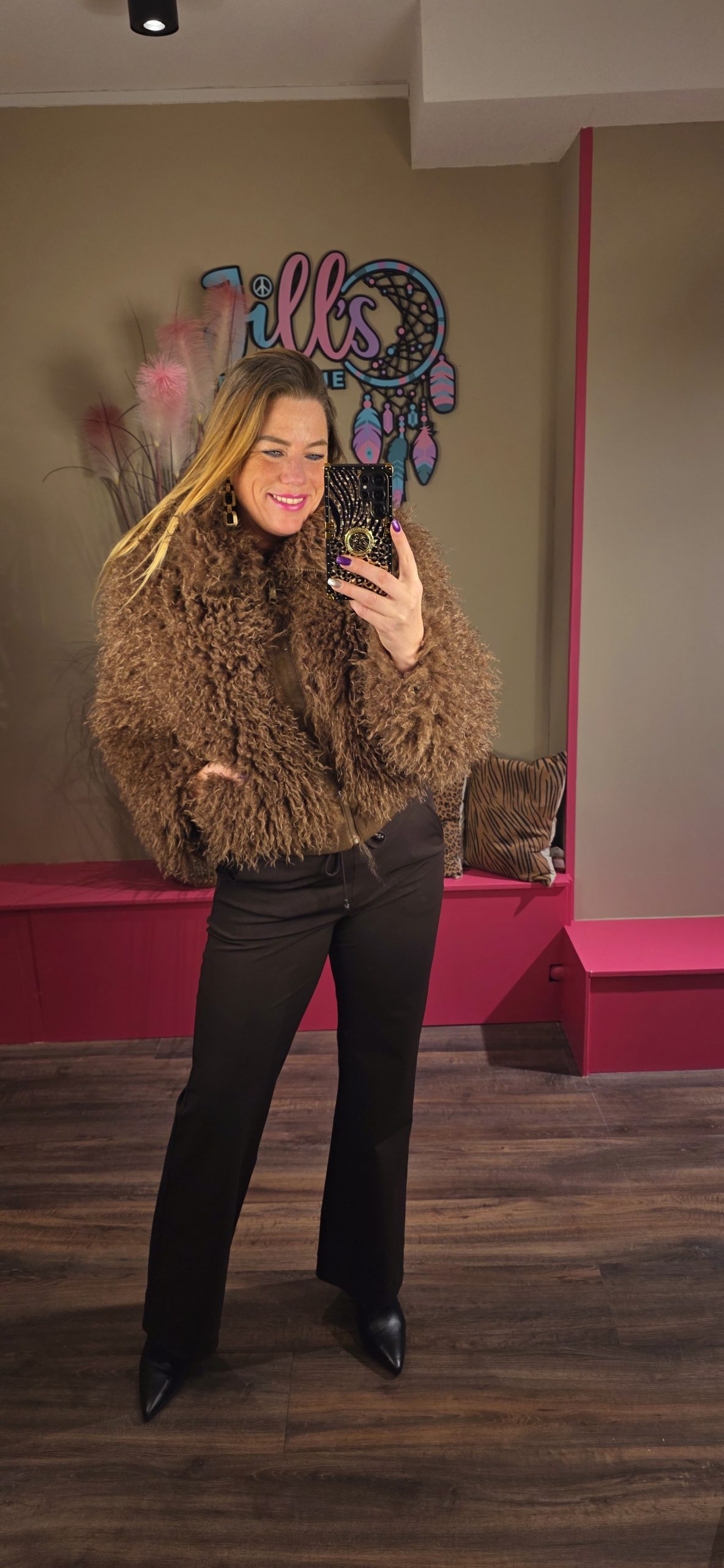 Jas Pino Brown IZ NAIZ