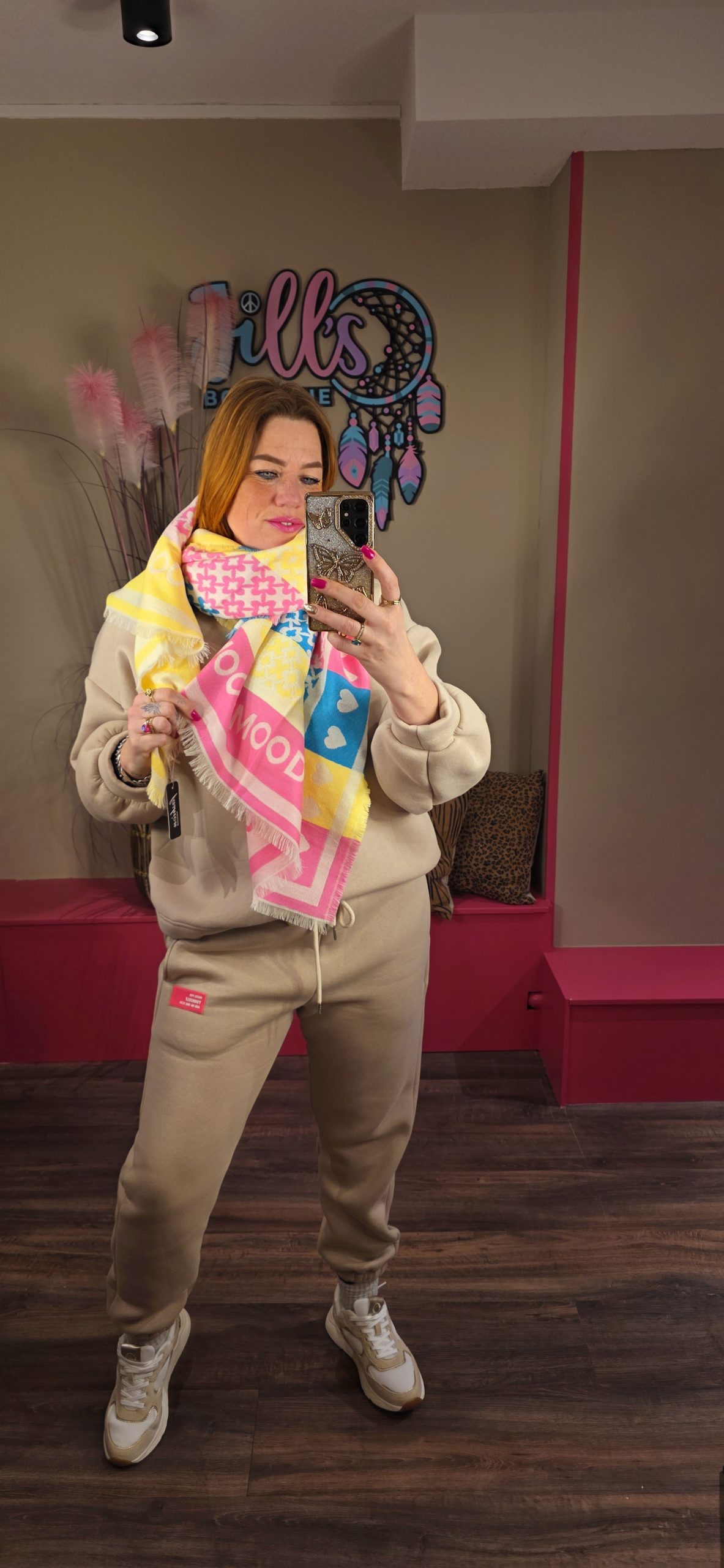 Sjaal hearts yellow colors, MOOD