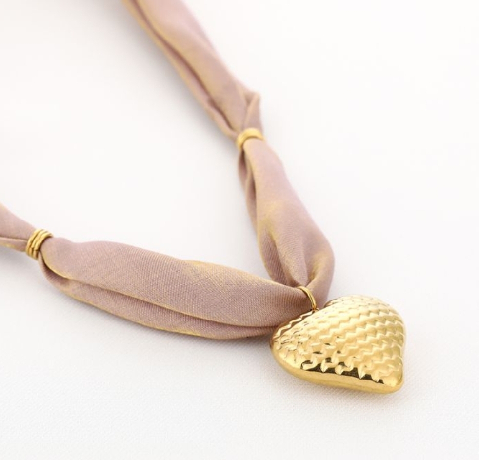 ketting stof beige hart