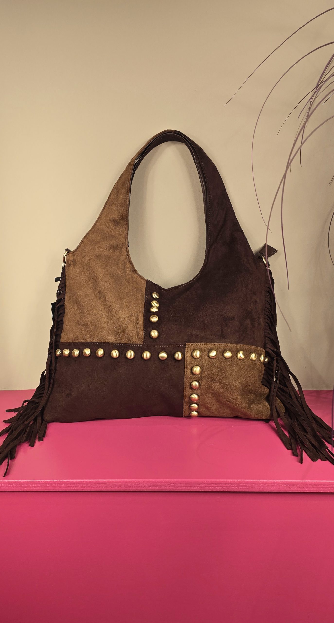 Tas fringe studs bruin