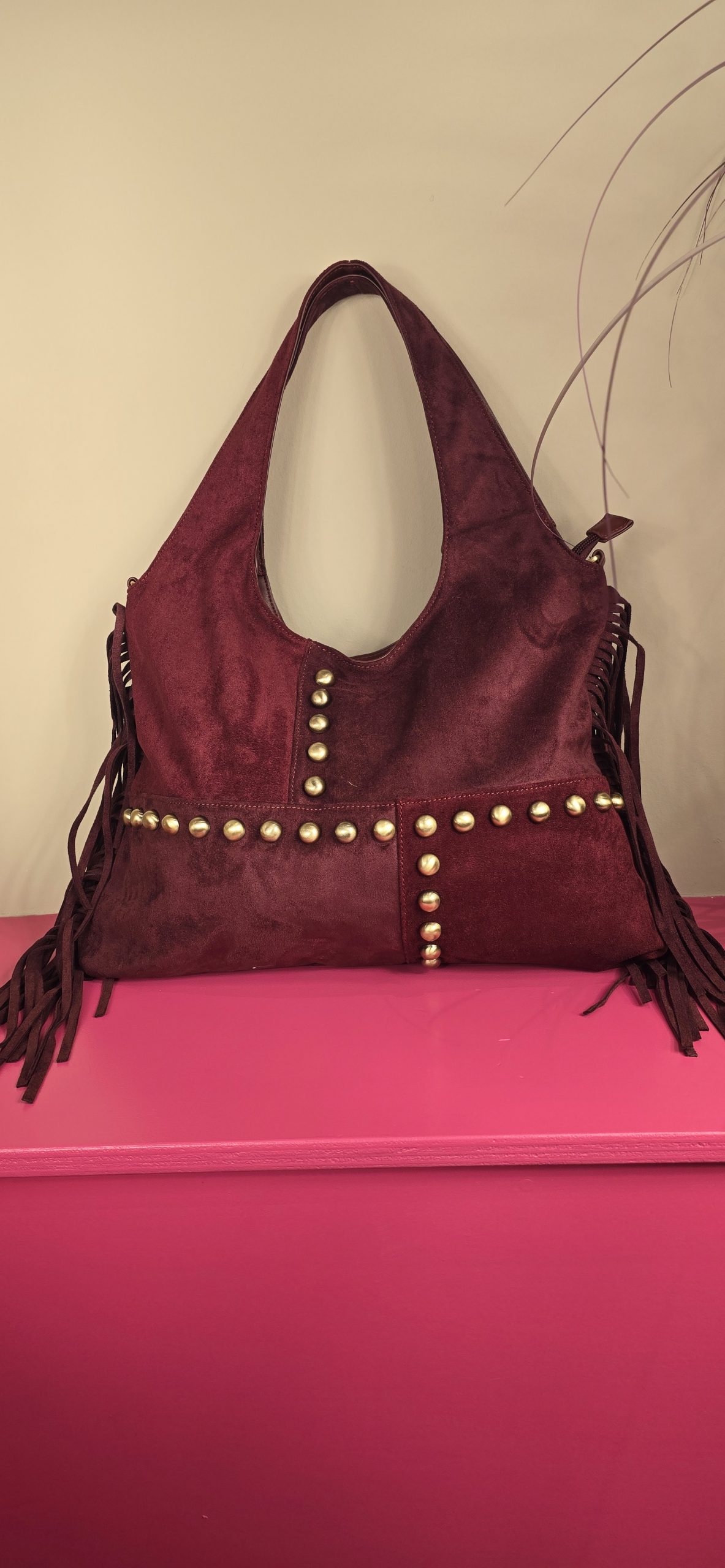 Tas fringe studs bordeau