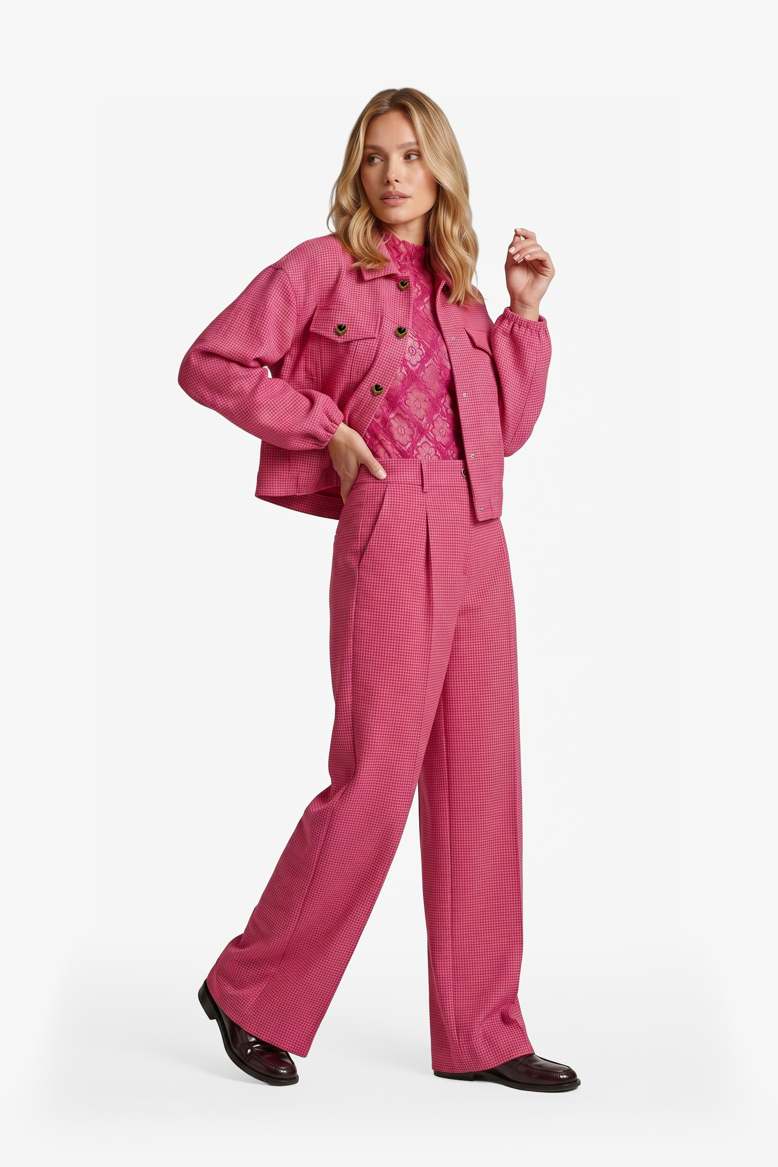 Jasje Arlene bright pink