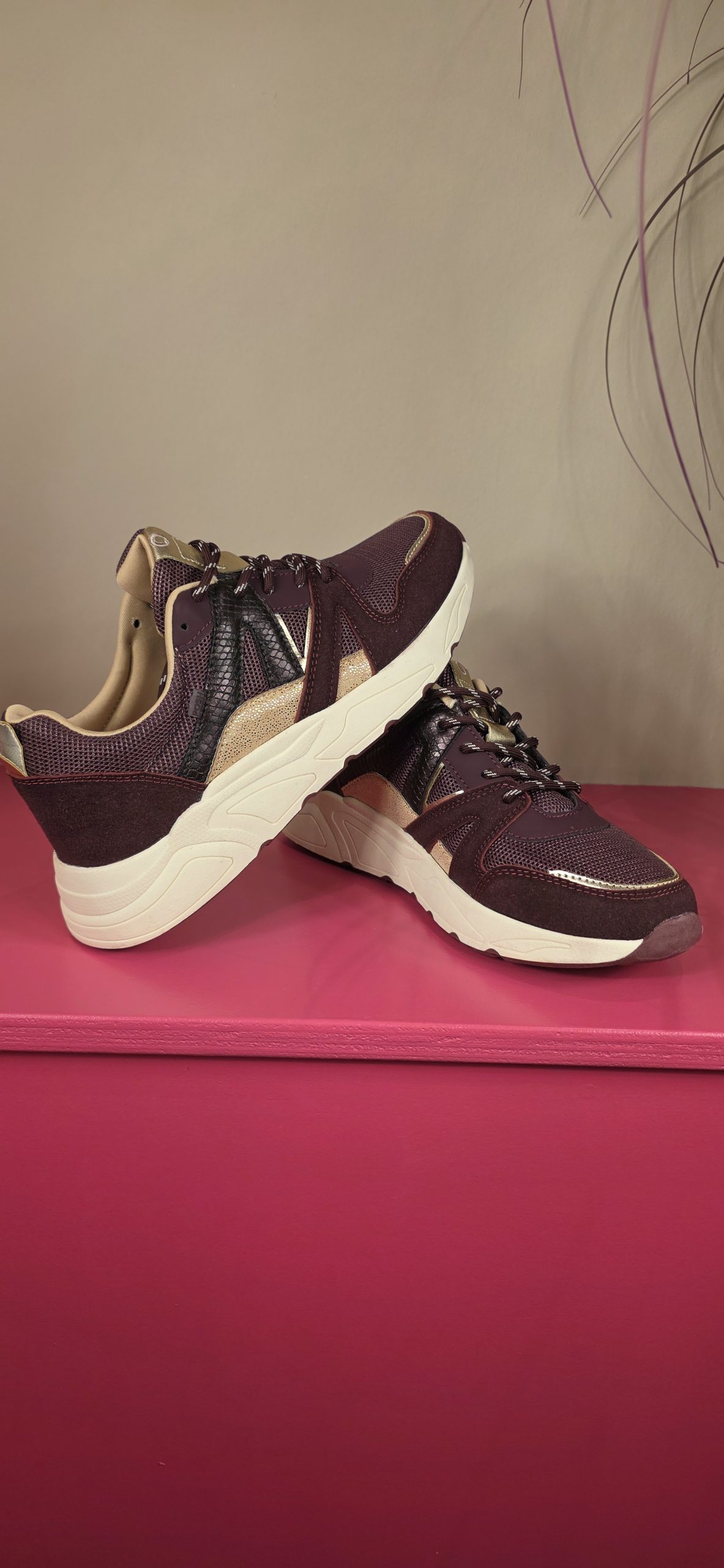 Sneaker Carosel donker rood POSH BY POELMAN