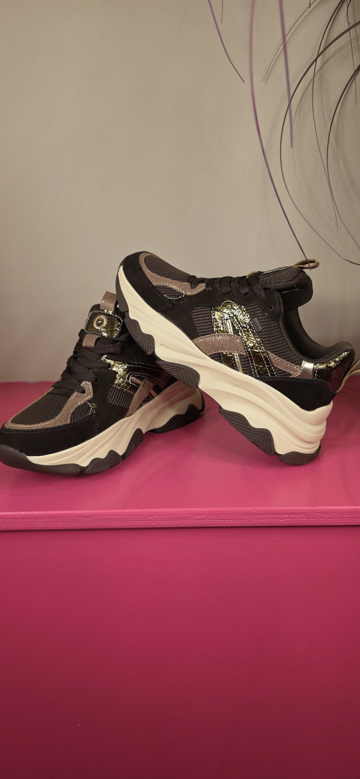 Sneakers GiGi bruin POSH BY POELMAN