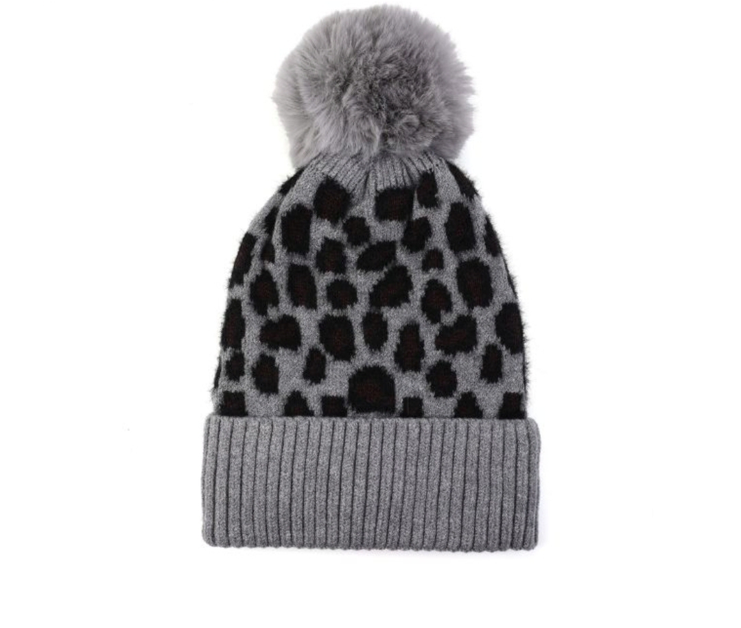 Muts grey leopard